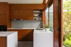Folding-House-–-Nha-ong-xanh-mat-giua-long-pho-thi-8-scaled