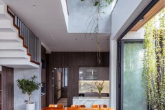 Nhà 2 tầng hiện đại